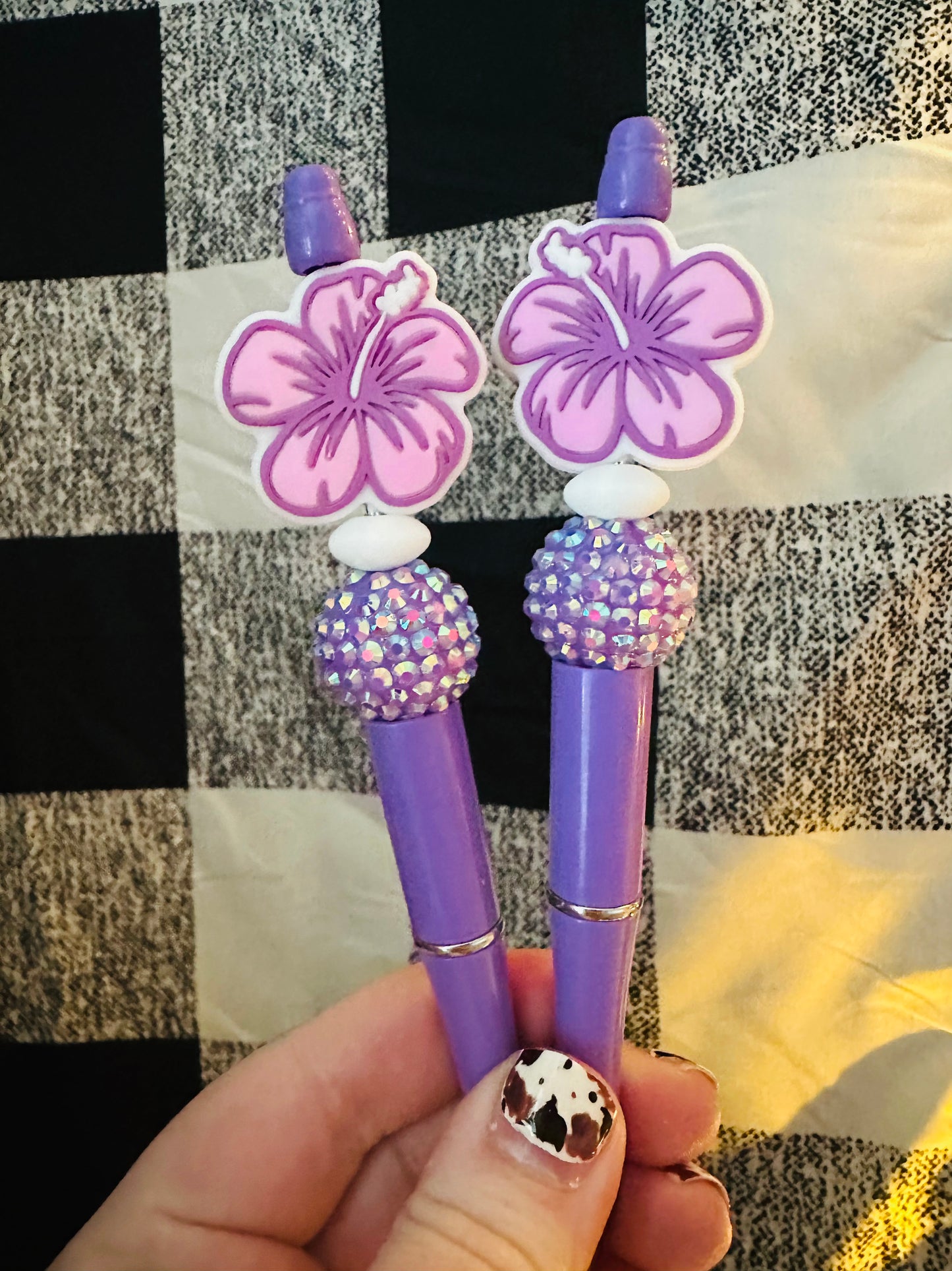 Purple hibiscus pen