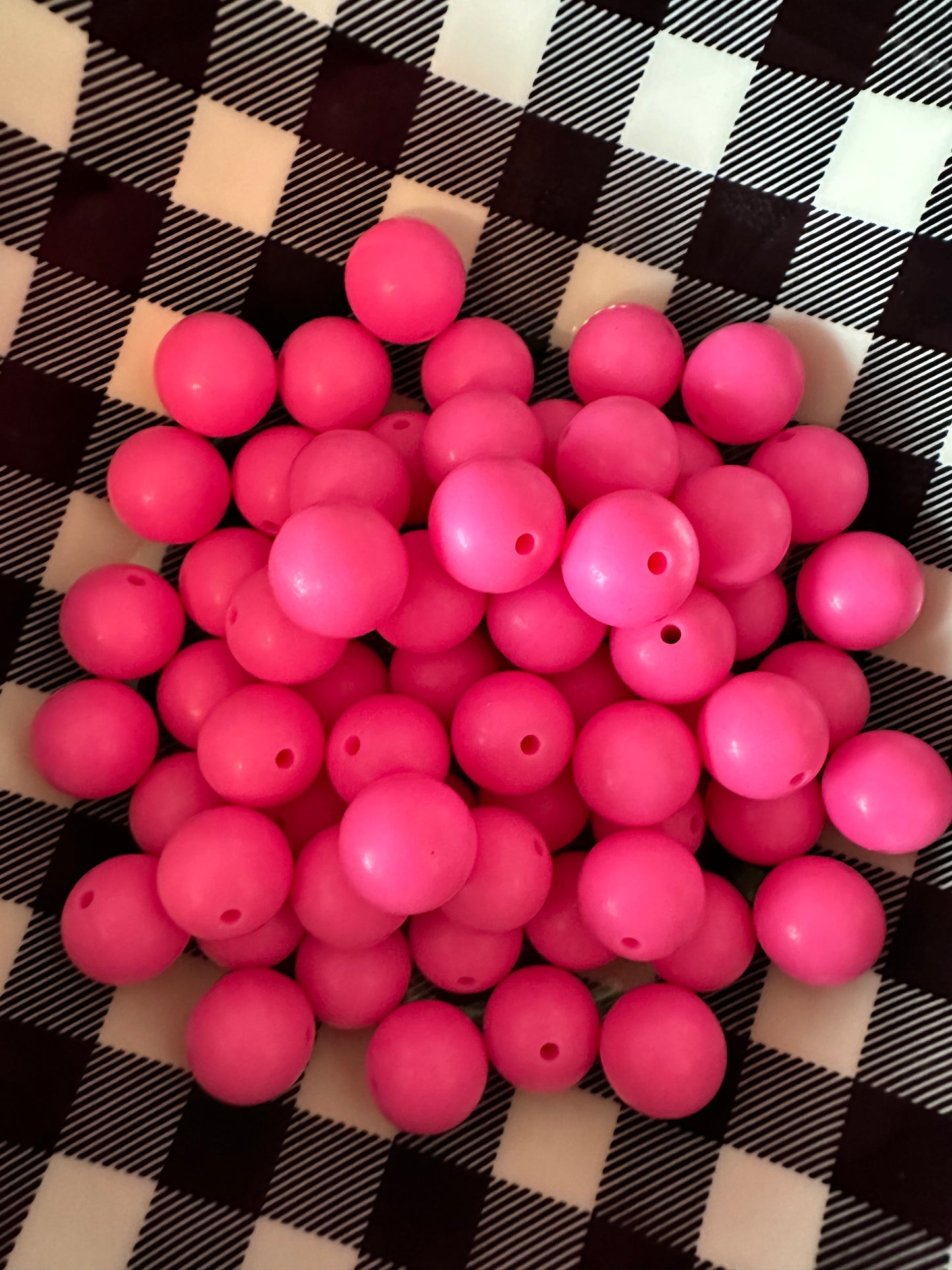 15mm Bright Pink silicone beads (wholesale) pack of 10